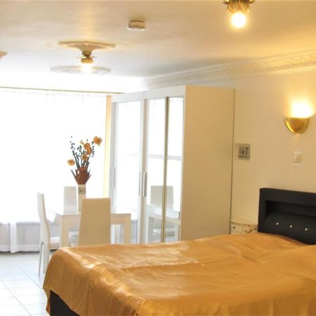 Apartment Storchenfaerbe Memmingen Bagian luar foto